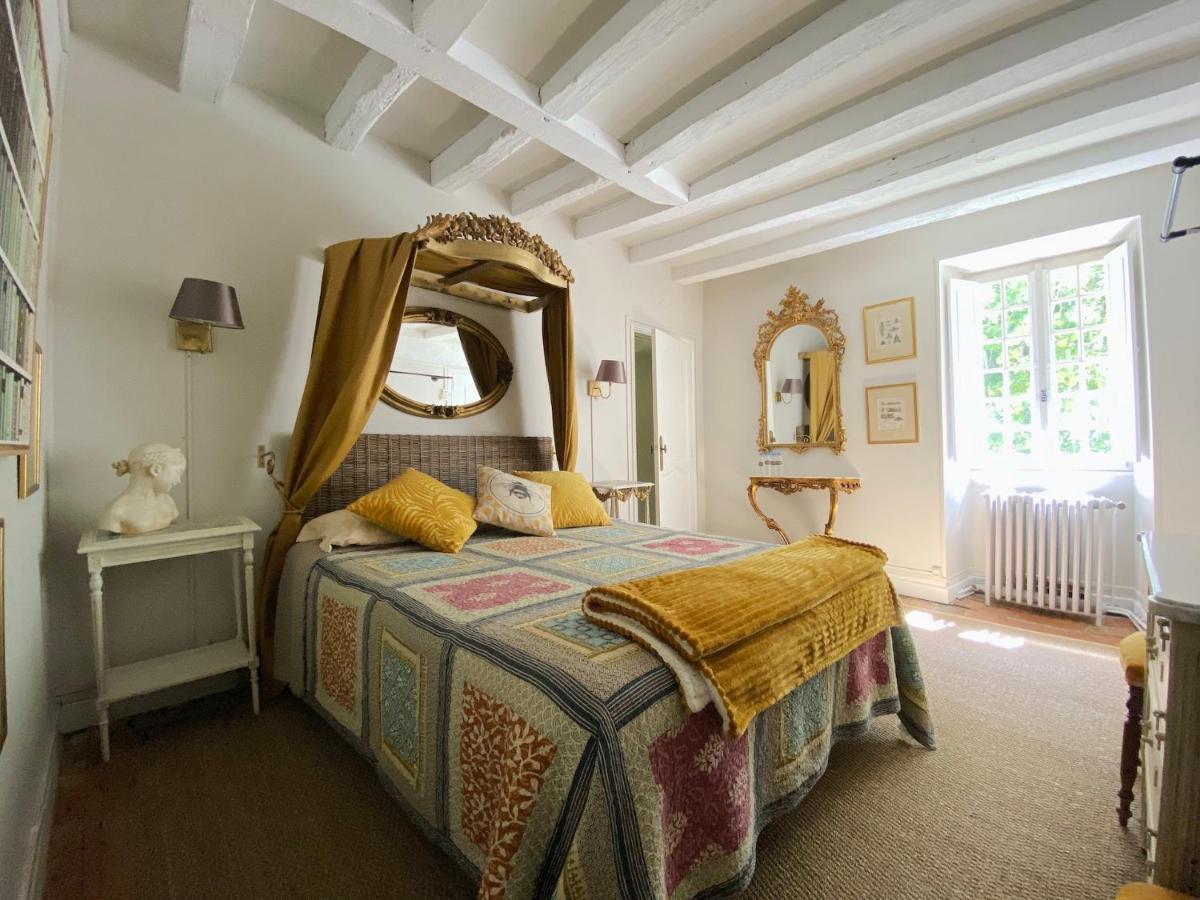 Le Petit Chateau De Sainte Colombe Bouges-le-Chateau Extérieur photo