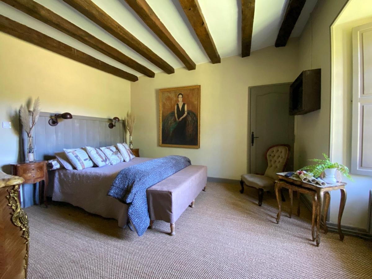 Le Petit Chateau De Sainte Colombe Bouges-le-Chateau Extérieur photo