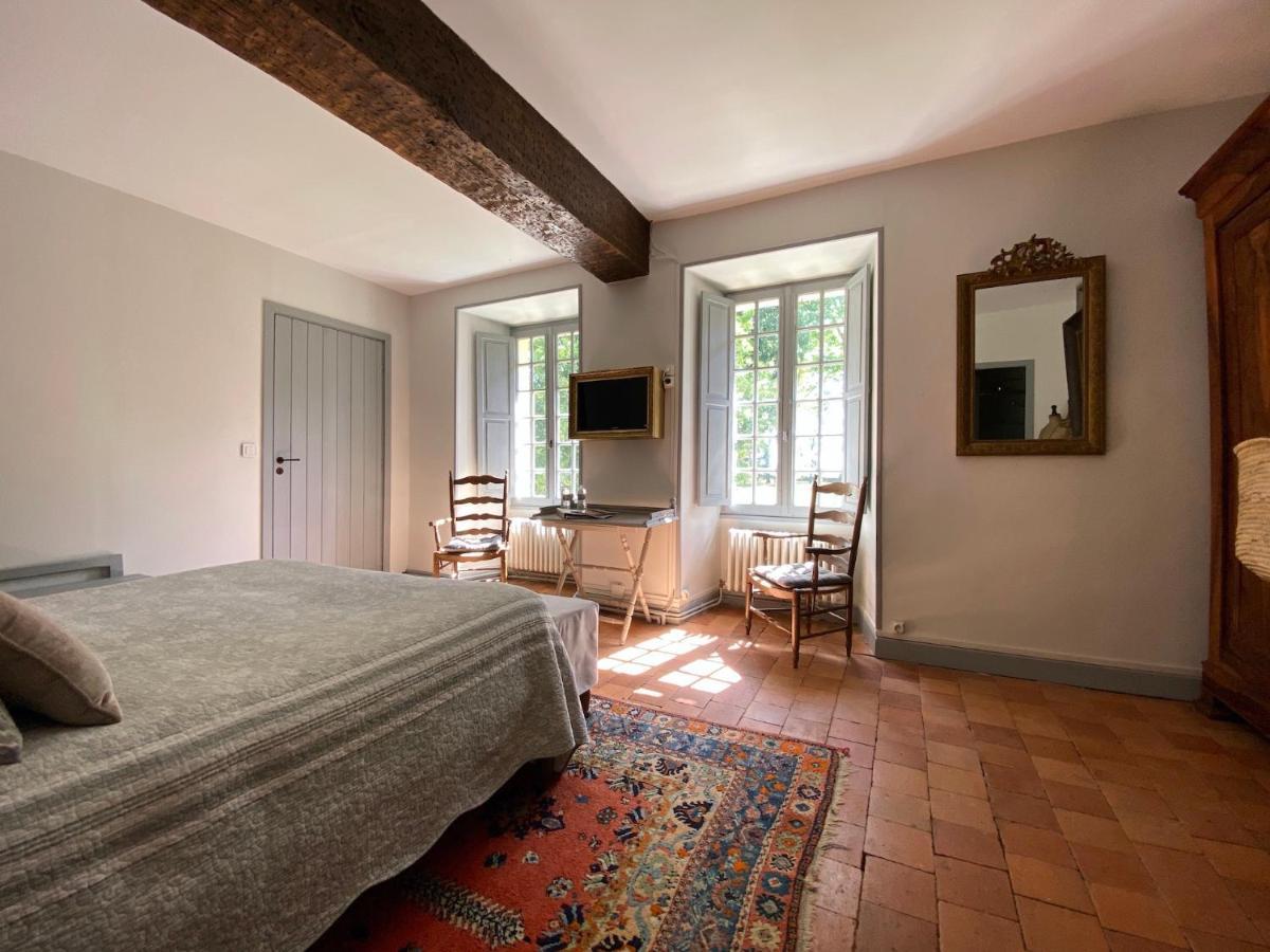 Le Petit Chateau De Sainte Colombe Bouges-le-Chateau Extérieur photo