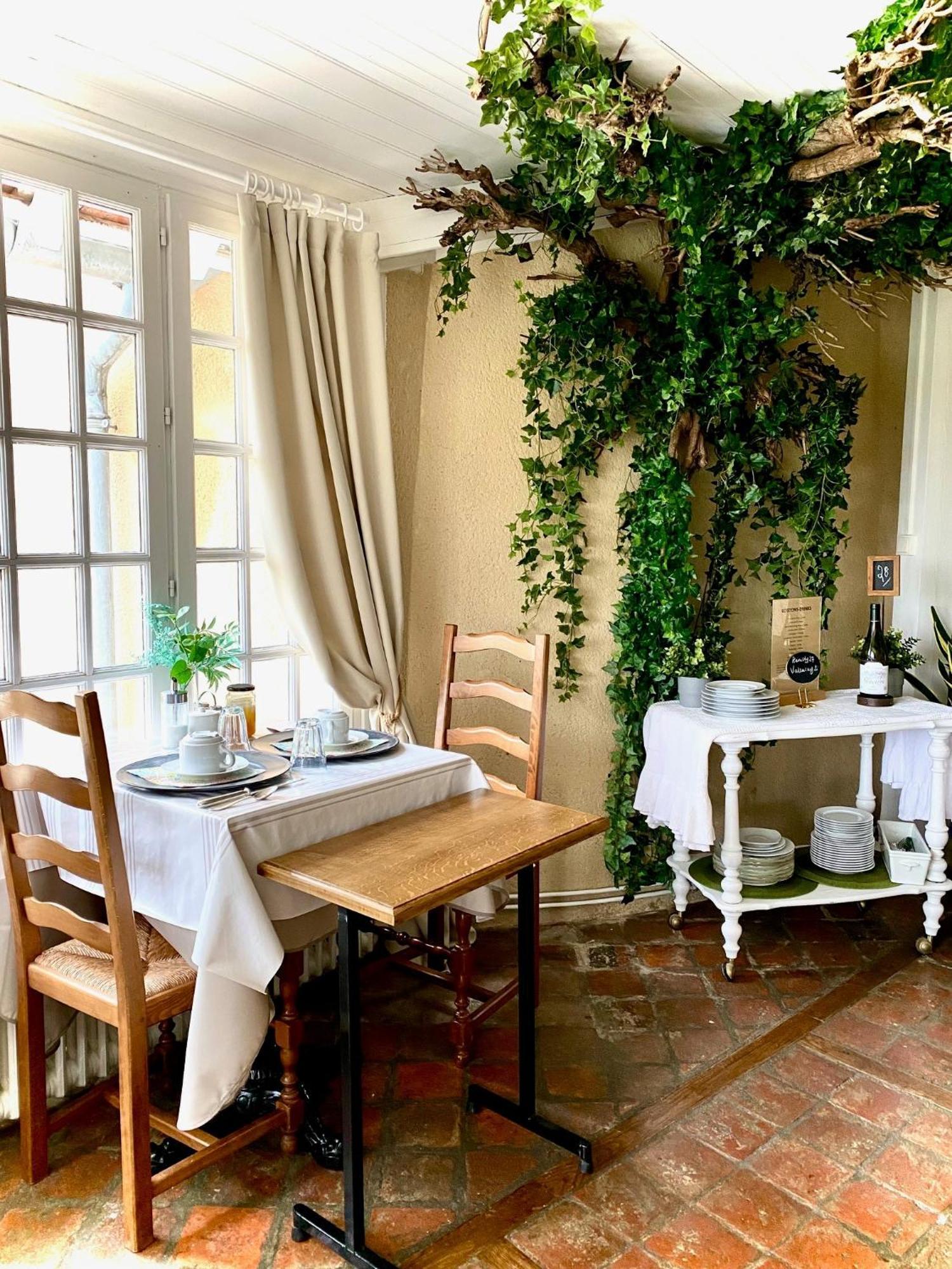 Le Petit Chateau De Sainte Colombe Bouges-le-Chateau Extérieur photo